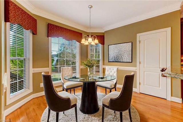 1330 Meadowlands Drive, Winston-salem, NC 27107