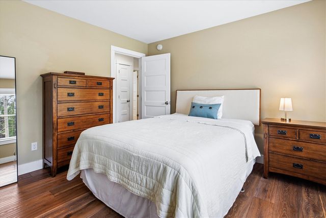 758 Michigan Avenue, South Haven, MI 49090