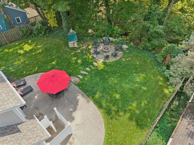 758 Michigan Avenue, South Haven, MI 49090