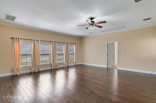 205 Tealwood Drive, Bossier City, LA 71111