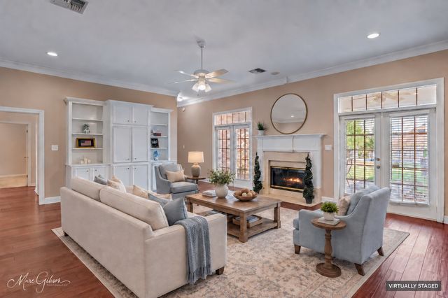 205 Tealwood Drive, Bossier City, LA 71111