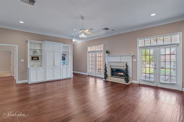 205 Tealwood Drive, Bossier City, LA 71111