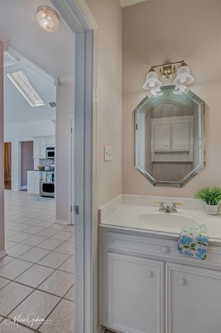 205 Tealwood Drive, Bossier City, LA 71111