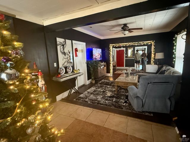 1020 Bertrand, Manhattan, KS 66502