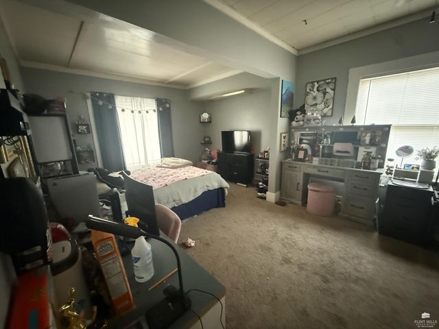 1020 Bertrand, Manhattan, KS 66502