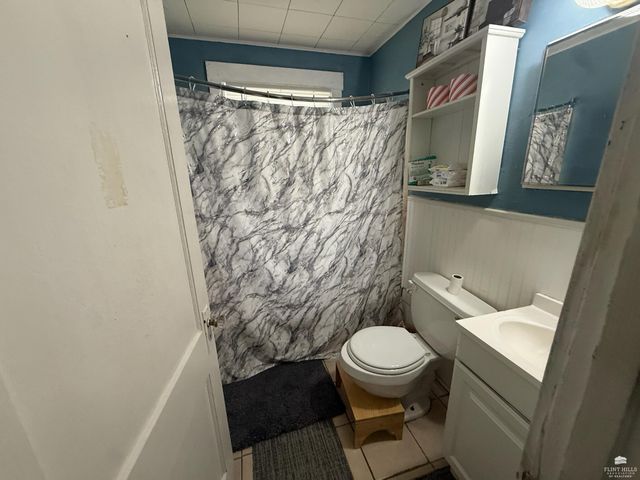 1020 Bertrand, Manhattan, KS 66502