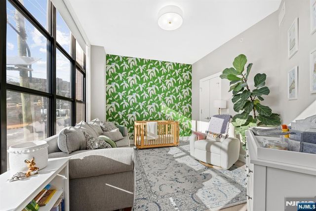 711 1st Street 202, Hoboken, NJ 07030