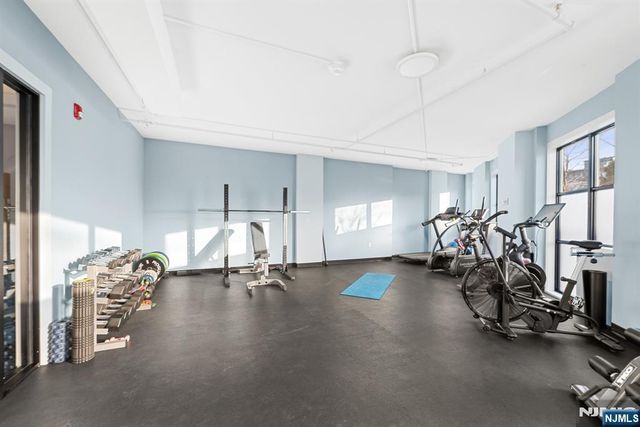 711 1st Street 202, Hoboken, NJ 07030