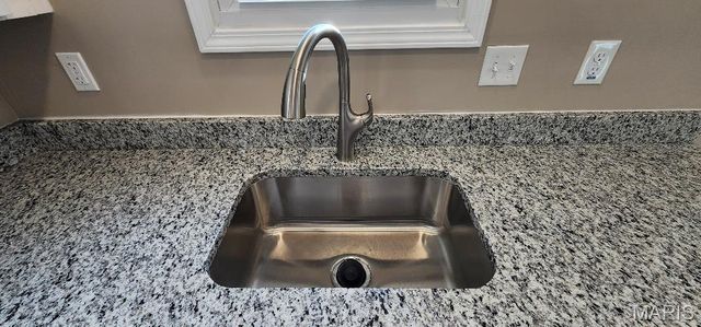 9808 Zykan Drive, St Louis, MO 63114