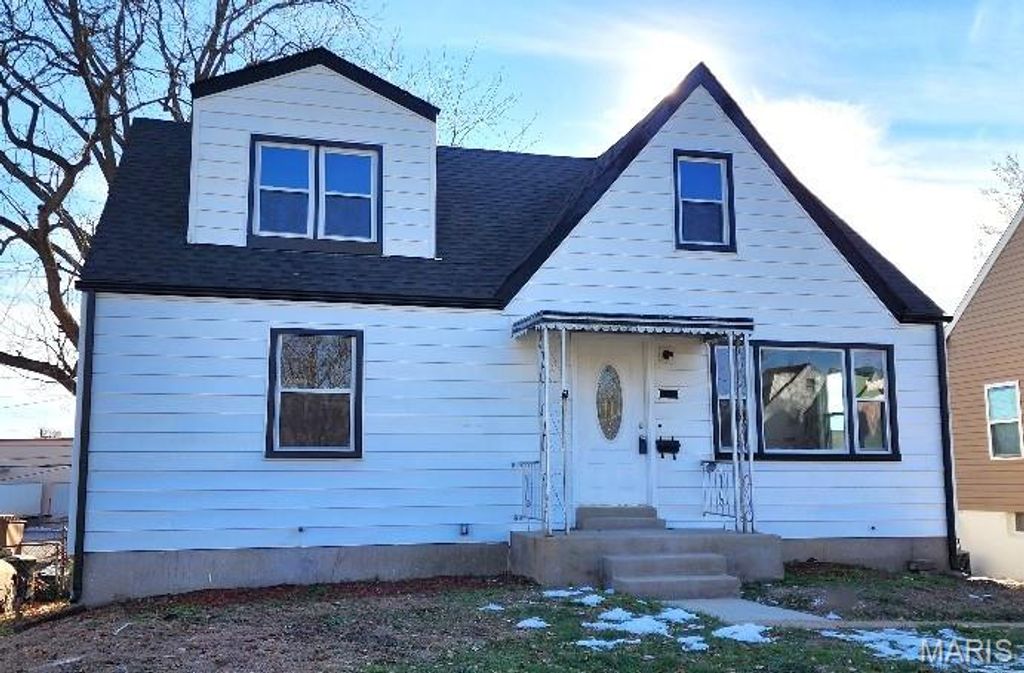 9808 Zykan Drive, St Louis, MO 63114