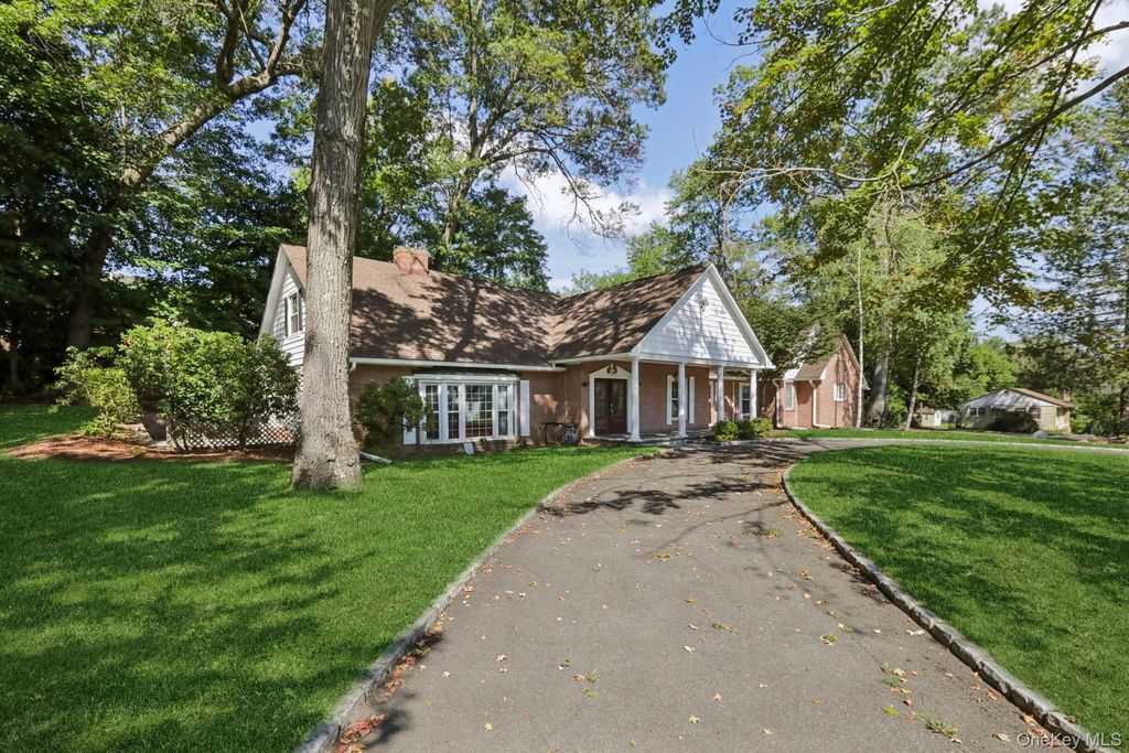 2 Myrtle Avenue, Greenwood Lake, NY 10925