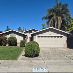 2523 Rosemarie Ln, Stockton, CA 95207