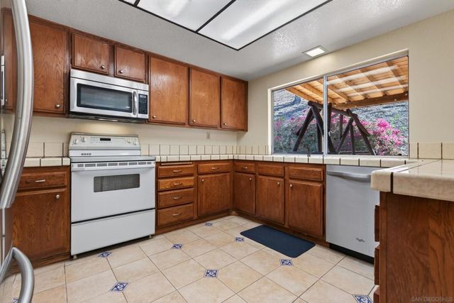 13962 Barrymore St., San Diego, CA 92129
