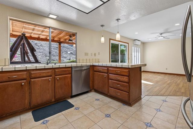13962 Barrymore St., San Diego, CA 92129