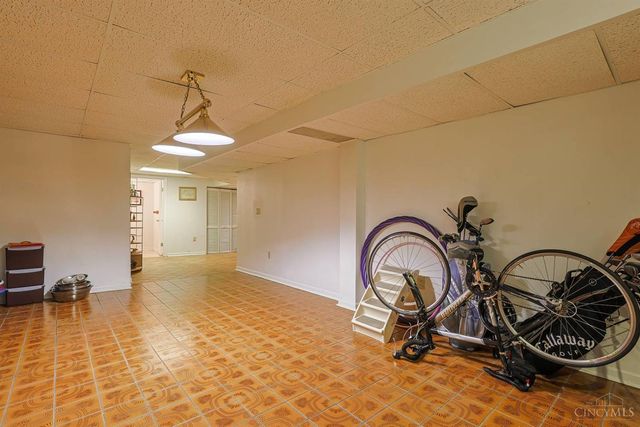 9441 Wyoming Point Place, Springfield Twp., OH 45231