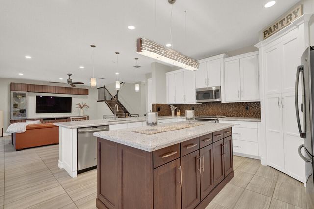 13808 Imperial Topaz Trail, Delray Beach, FL 33446