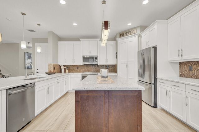 13808 Imperial Topaz Trail, Delray Beach, FL 33446