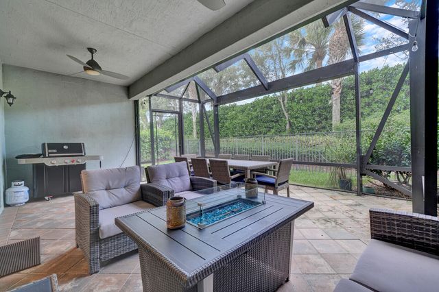 13808 Imperial Topaz Trail, Delray Beach, FL 33446