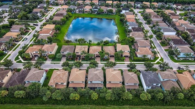 13808 Imperial Topaz Trail, Delray Beach, FL 33446