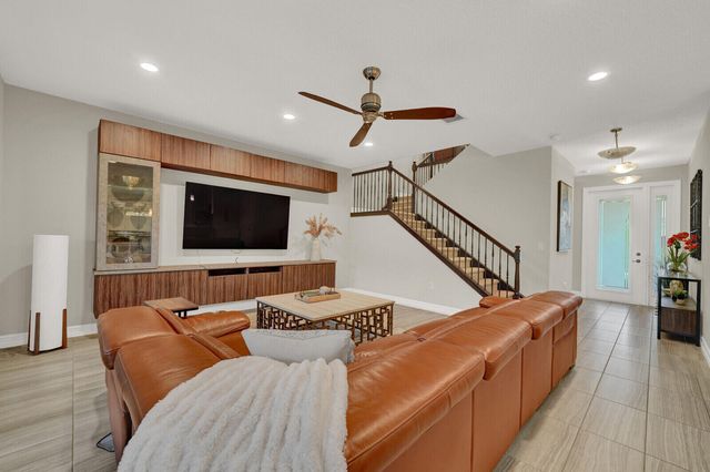 13808 Imperial Topaz Trail, Delray Beach, FL 33446