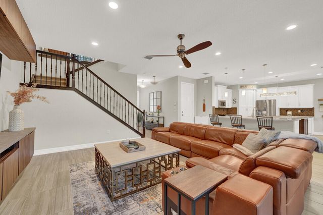 13808 Imperial Topaz Trail, Delray Beach, FL 33446