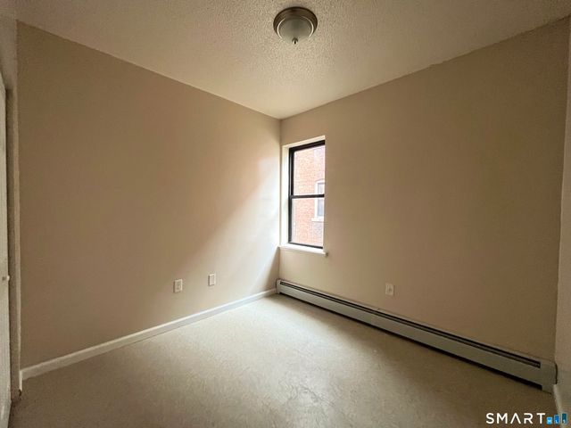 88-90 Clark Street Apt. 5, Hartford, CT 06120