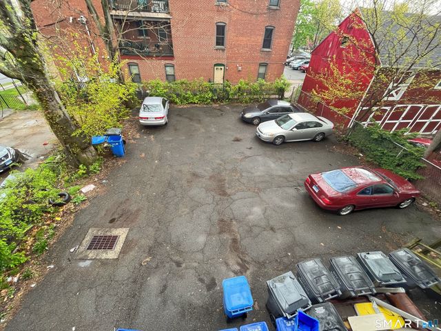 88-90 Clark Street Apt. 5, Hartford, CT 06120
