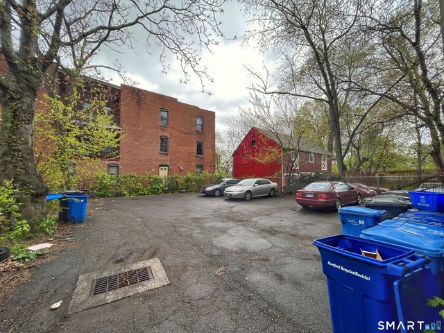 88-90 Clark Street Apt. 5, Hartford, CT 06120