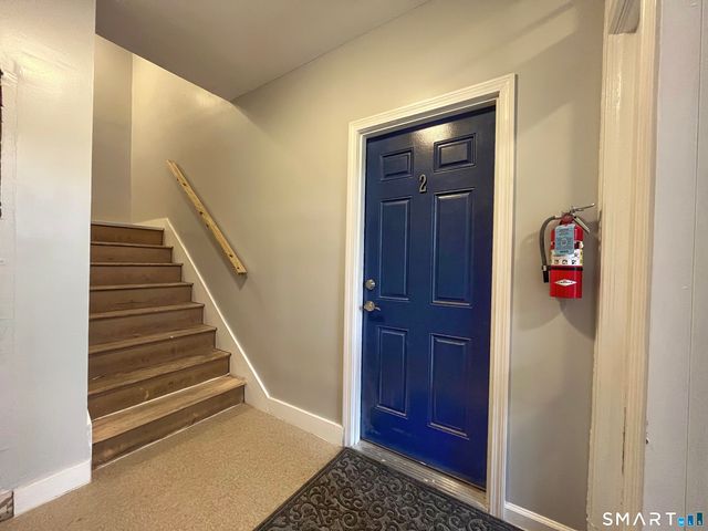 88-90 Clark Street Apt. 5, Hartford, CT 06120