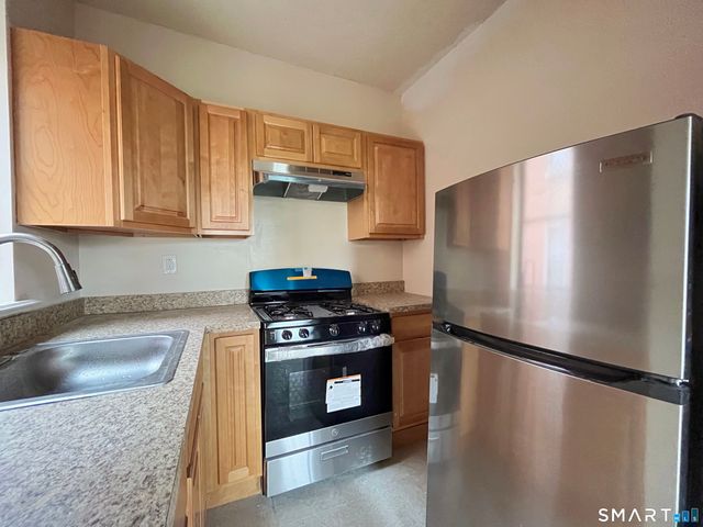 88-90 Clark Street Apt. 5, Hartford, CT 06120