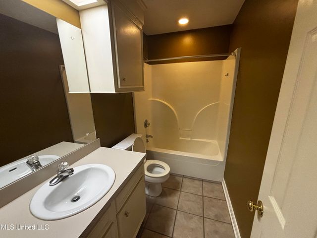 196 Cobblestone Drive, Madison, MS 39110