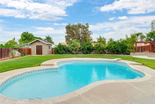 625 Greenwood Court, Redlands, CA 92373