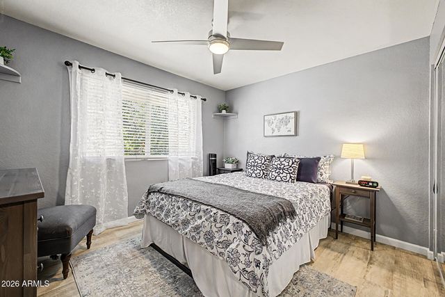3960 W GLENAIRE Drive, Phoenix, AZ 85053