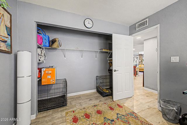 3960 W GLENAIRE Drive, Phoenix, AZ 85053