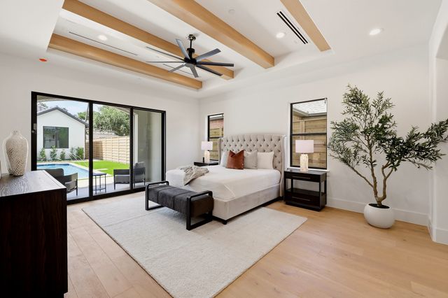 6616 Prestonshire Lane, Dallas, TX 75225