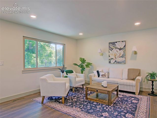 622 Mountain Avenue, Colorado Springs, CO 80905