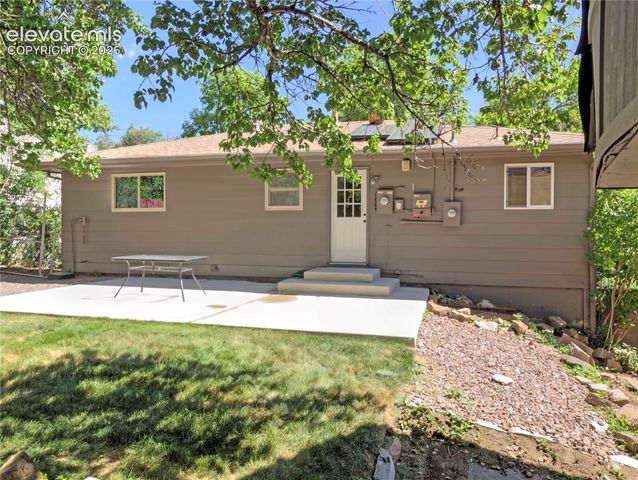 622 Mountain Avenue, Colorado Springs, CO 80905
