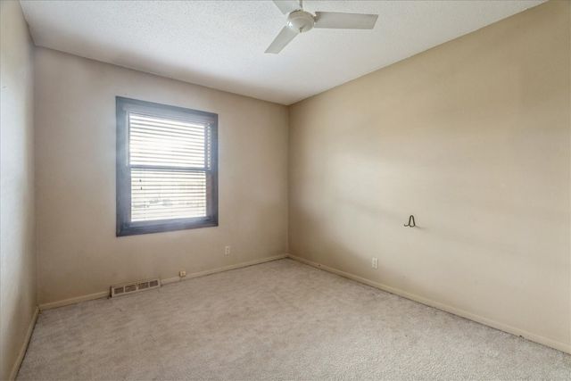 3620 Western Pine Drive NE, Cedar Rapids, IA 52402