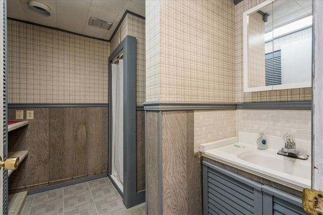 3620 Western Pine Drive NE, Cedar Rapids, IA 52402