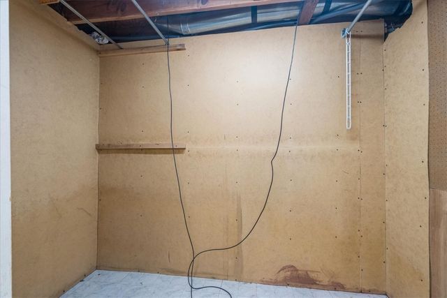 3620 Western Pine Drive NE, Cedar Rapids, IA 52402