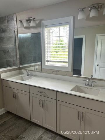 620 Chigwell Springs Lane, Summerville, SC 29486
