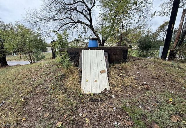 27982 Highline Road, Bokoshe, OK 74930