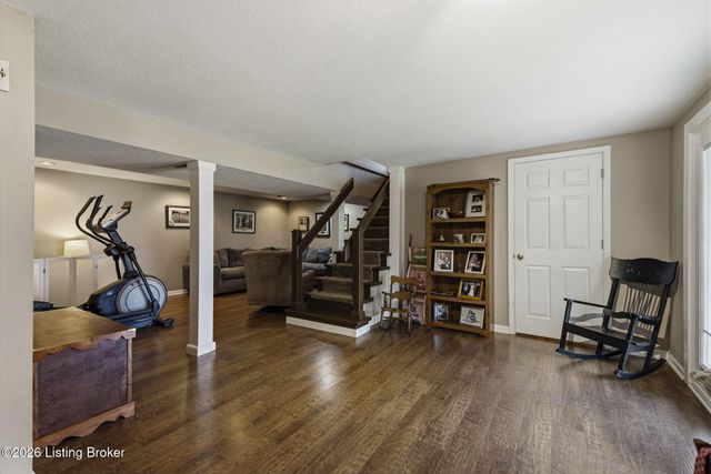 304 Estate Dr, Elizabethtown, KY 42701