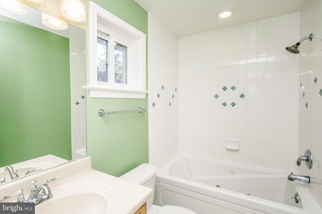 8901 BEAUCHAMP DR, Alexandria, VA 22309