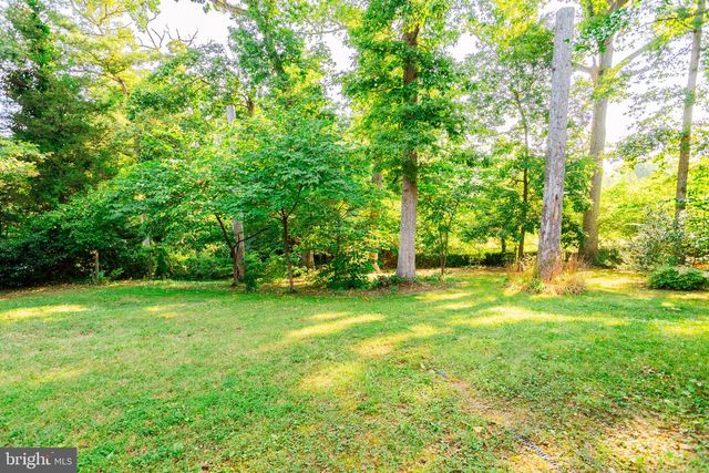 8901 BEAUCHAMP DR, Alexandria, VA 22309