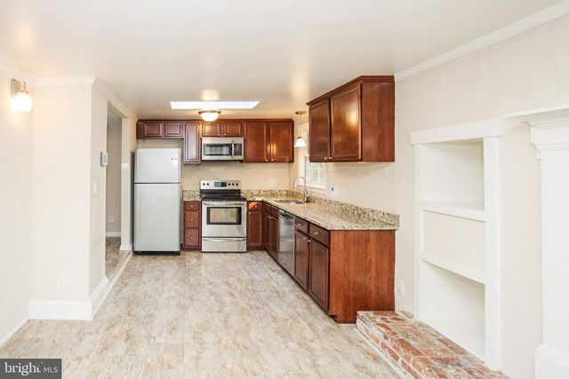 8901 BEAUCHAMP DR, Alexandria, VA 22309