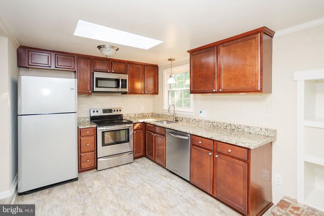 8901 BEAUCHAMP DR, Alexandria, VA 22309