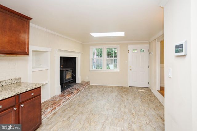 8901 BEAUCHAMP DR, Alexandria, VA 22309