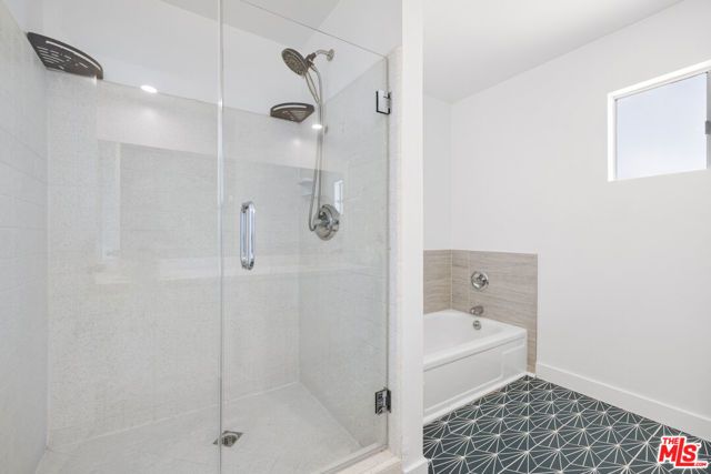 6741 Buffalo Avenue, Los Angeles, CA 91401