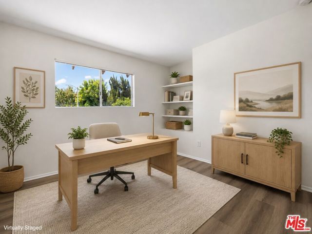 6741 Buffalo Avenue, Los Angeles, CA 91401